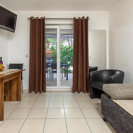 Gorgeous In With Wifi